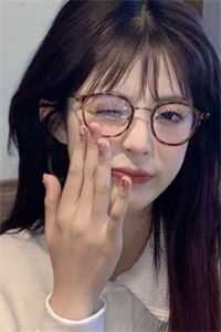 婚后五年，⼉⼦要认⽼公⼲妹妹当妈全局