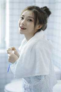 碰瓷糙野硬汉后，八零美人三年抱俩沈茵茵霍枭全局